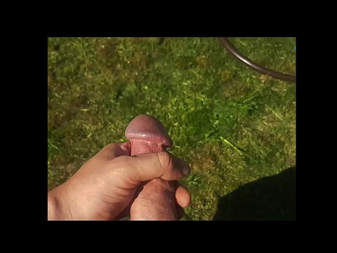 ❤️ Hot hottie si fa scopare la figa rosa e sborra con uno squirt in un giardino estivo Video di sessoal it.dickies-shop.ru ❌️
