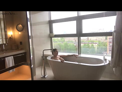❤️ Tremenda pupa che si masturba appassionatamente la figa in bagno Video di sessoal it.dickies-shop.ru ❌️