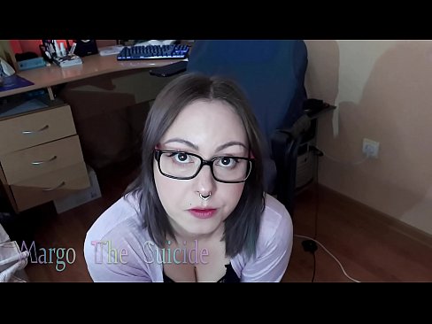 ❤️ Ragazza sexy con gli occhiali succhia il dildo profondamente sulla macchina fotografica Video di sessoal it.dickies-shop.ru ❌️