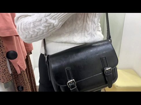 ❤️ Masturbazione pubblica della giovane cagna FeralBerry con un dildo nel camerino Video di sessoal it.dickies-shop.ru ❌️