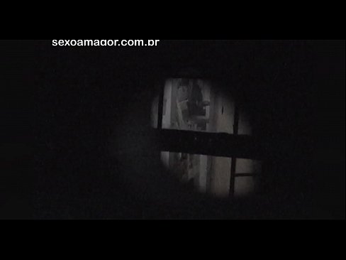 ❤️ Blondie viene segretamente filmato da un voyeur del quartiere nascosto dietro mattoni cavi Video di sessoal it.dickies-shop.ru ❌️